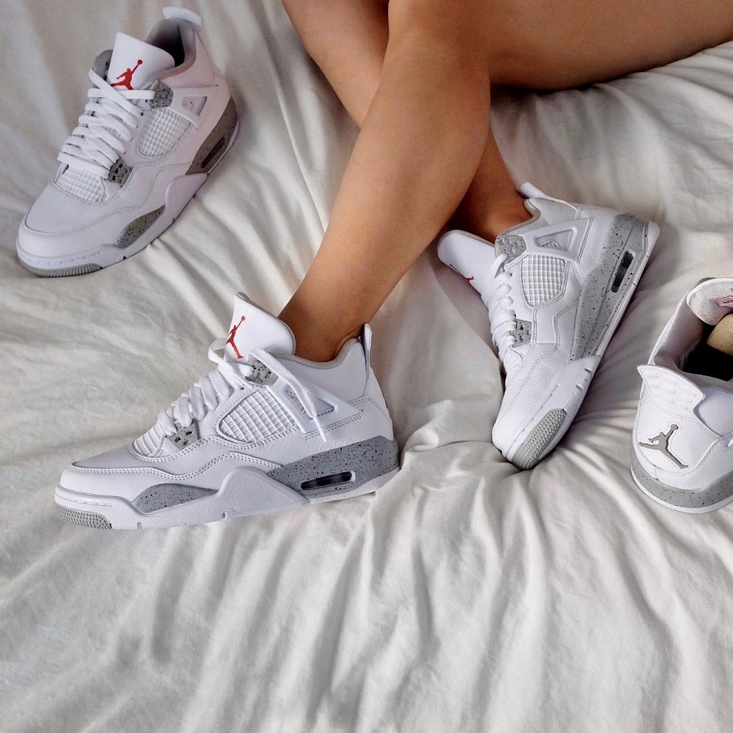 Air Jordan 4 White Oreo SneakerSafe