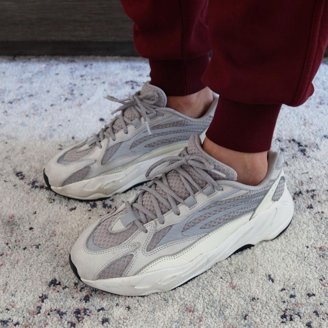 Yeezy boost 700 played static on feet