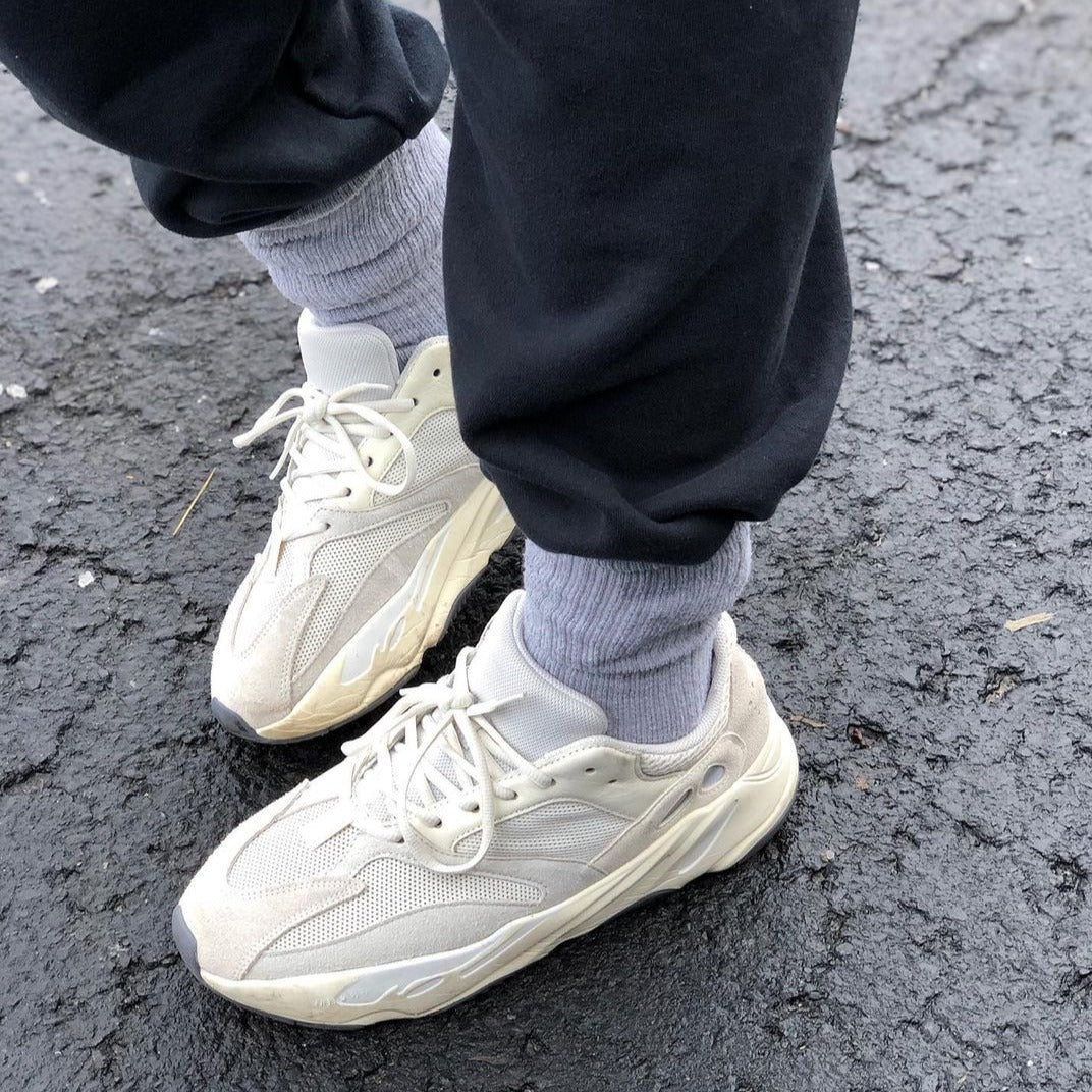 Analog yeezy 700 on feet on sale