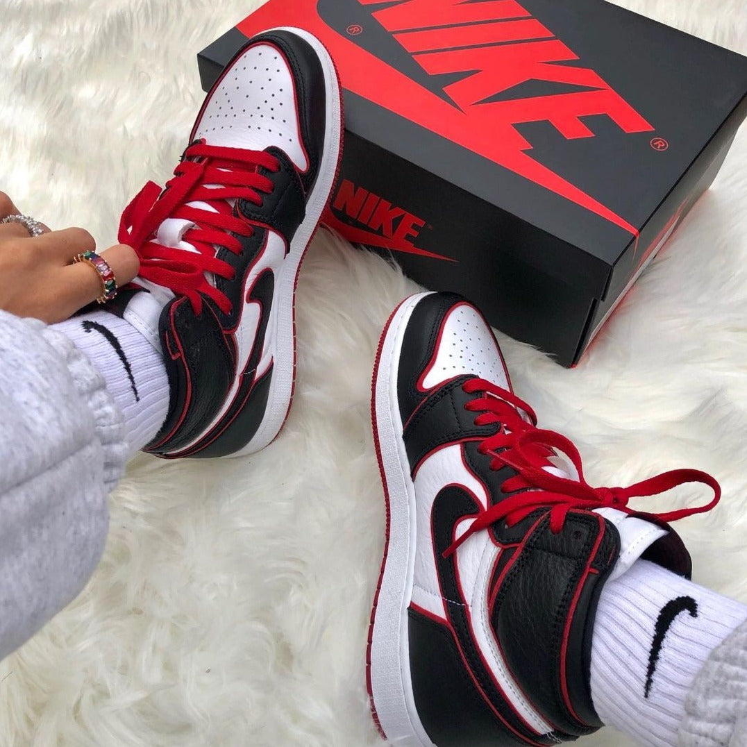 Air Jordan 1 High 'Bloodline' – SneakerSafe