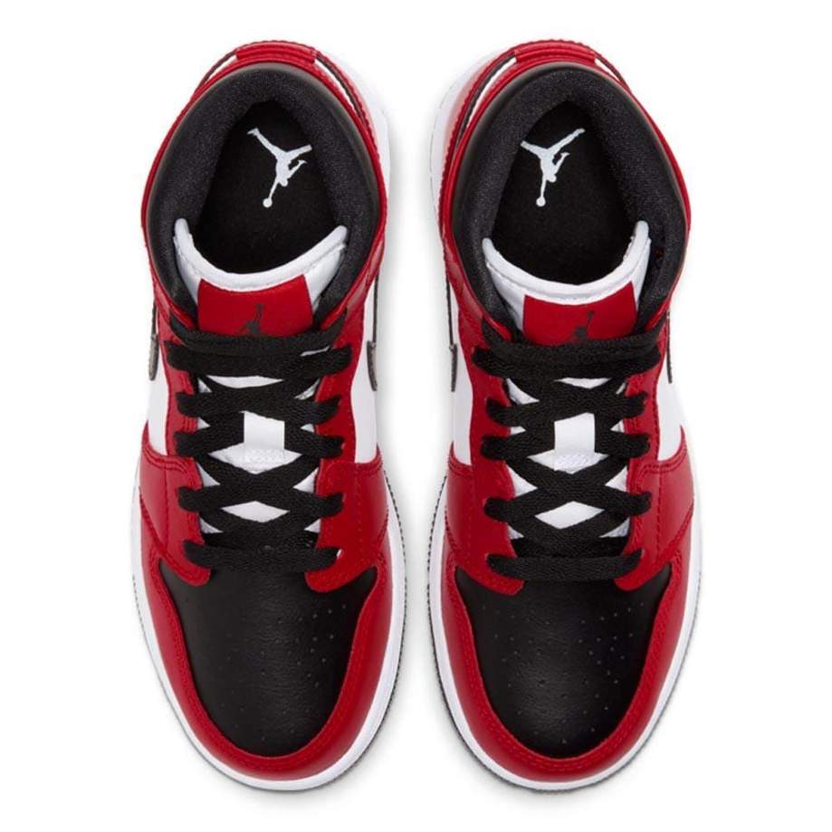 Shops Chicago mid jordan 1s