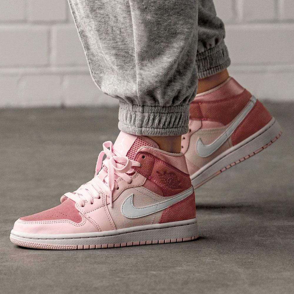 Air Jordan hotsell 1 Mid PS 'Digital Pink'