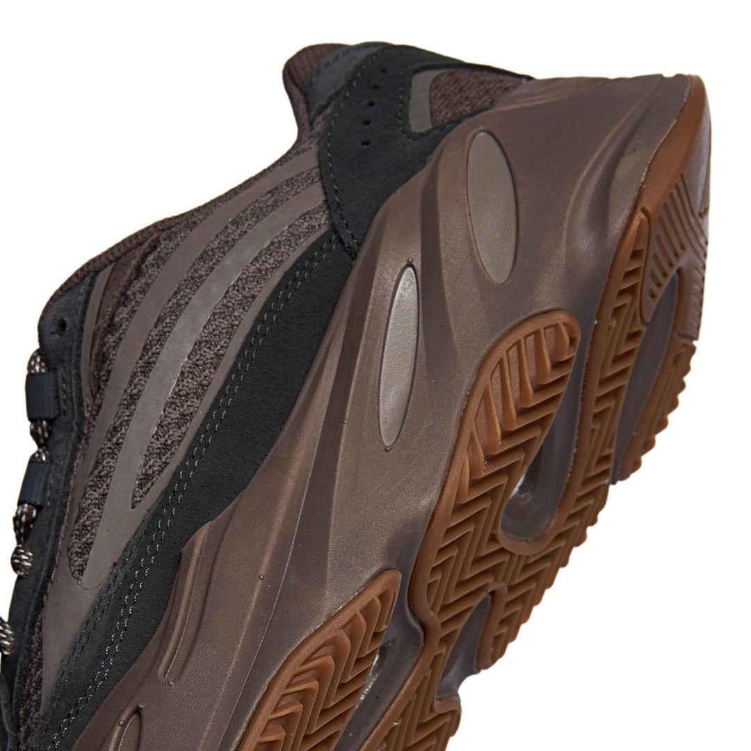 Yeezy Boost 700 V2 'Mauve' – SneakerSafe