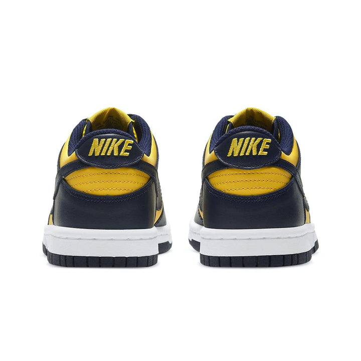 u of m dunks