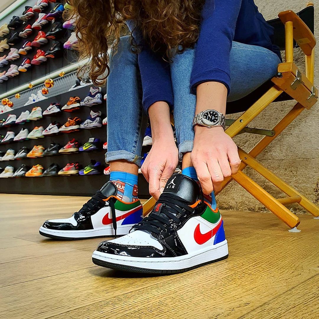 Sneakers Multicolor Retro Jordans Air Jordans Jordan 1s Multicolor