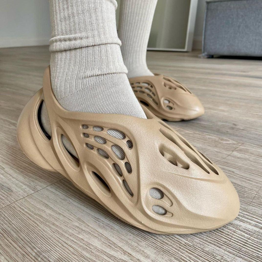 Yeezy Foam Runner 'Ochre' SneakerSafe Yeezy Foam Runner 'Ochre' SneakerSafe