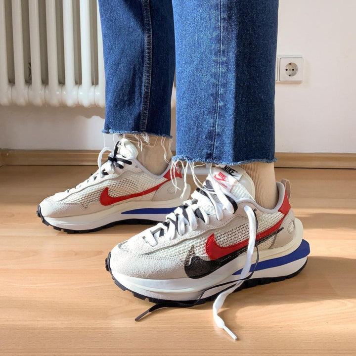 Nike x Sacai Vaporwaffle 'Royal Fuchsia Game Royal' – SneakerSafe