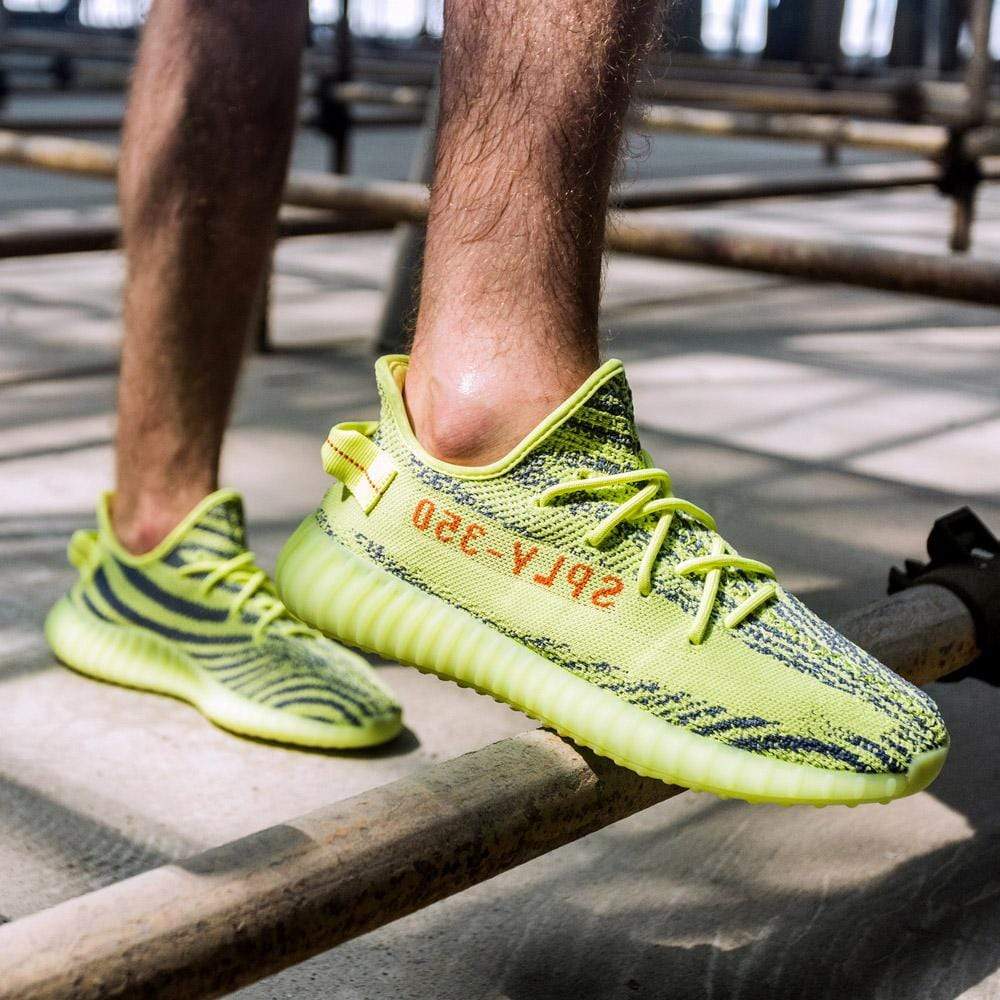 Yeezy Boost 350 offers v2 Semi Frozen Yellow size 8