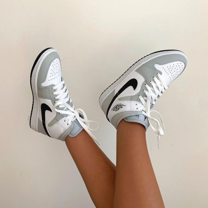 jordan 1 light smoke grey mid gs