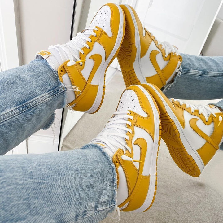 Nike Dunk newest High Dark Sulfur W Eu 38.5 US 7.5 Weiß Geld Ockergelb