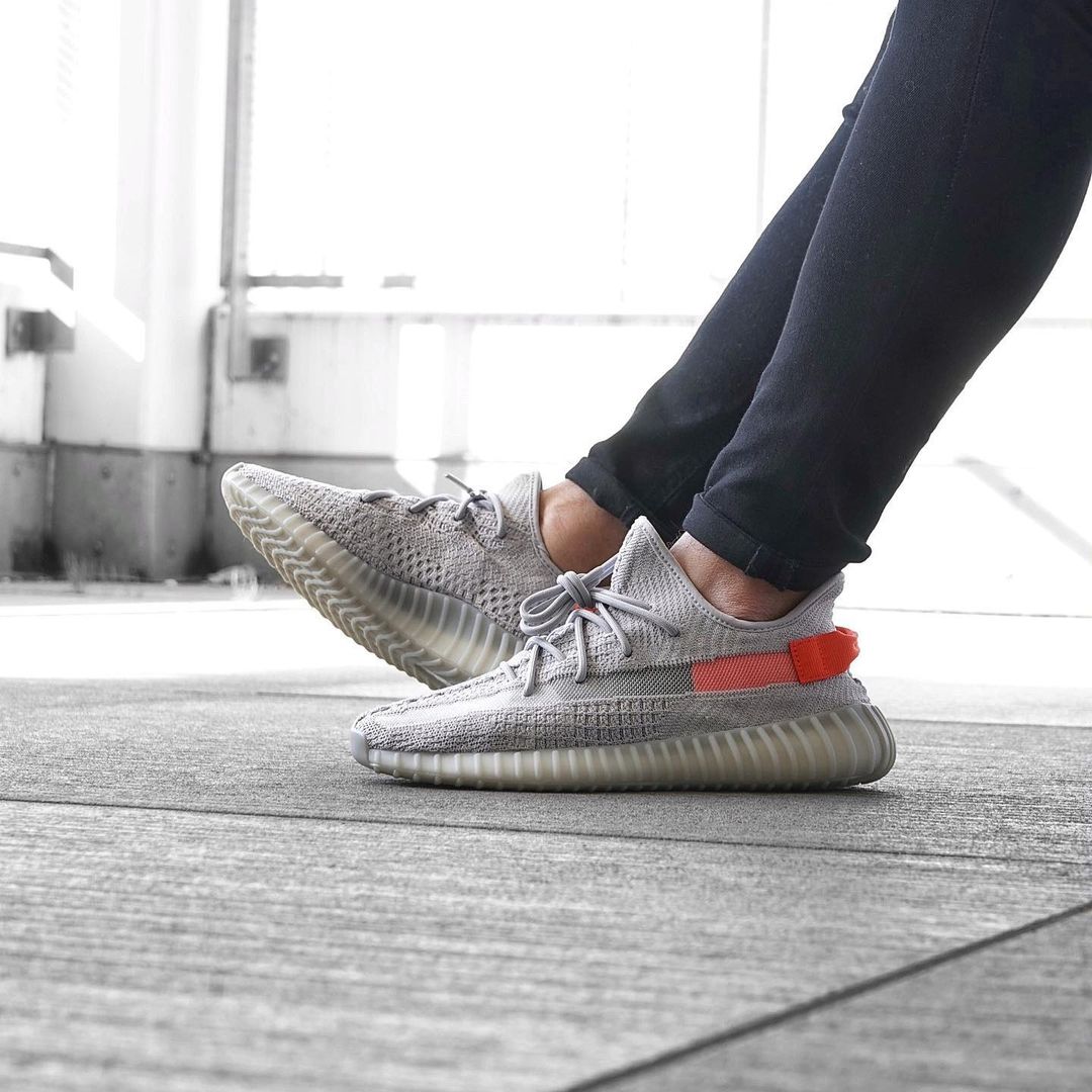 Adidas Yeezy Yeezy 350 Tail Light Real Vs Fake ADIDAS YEEZY BOOST