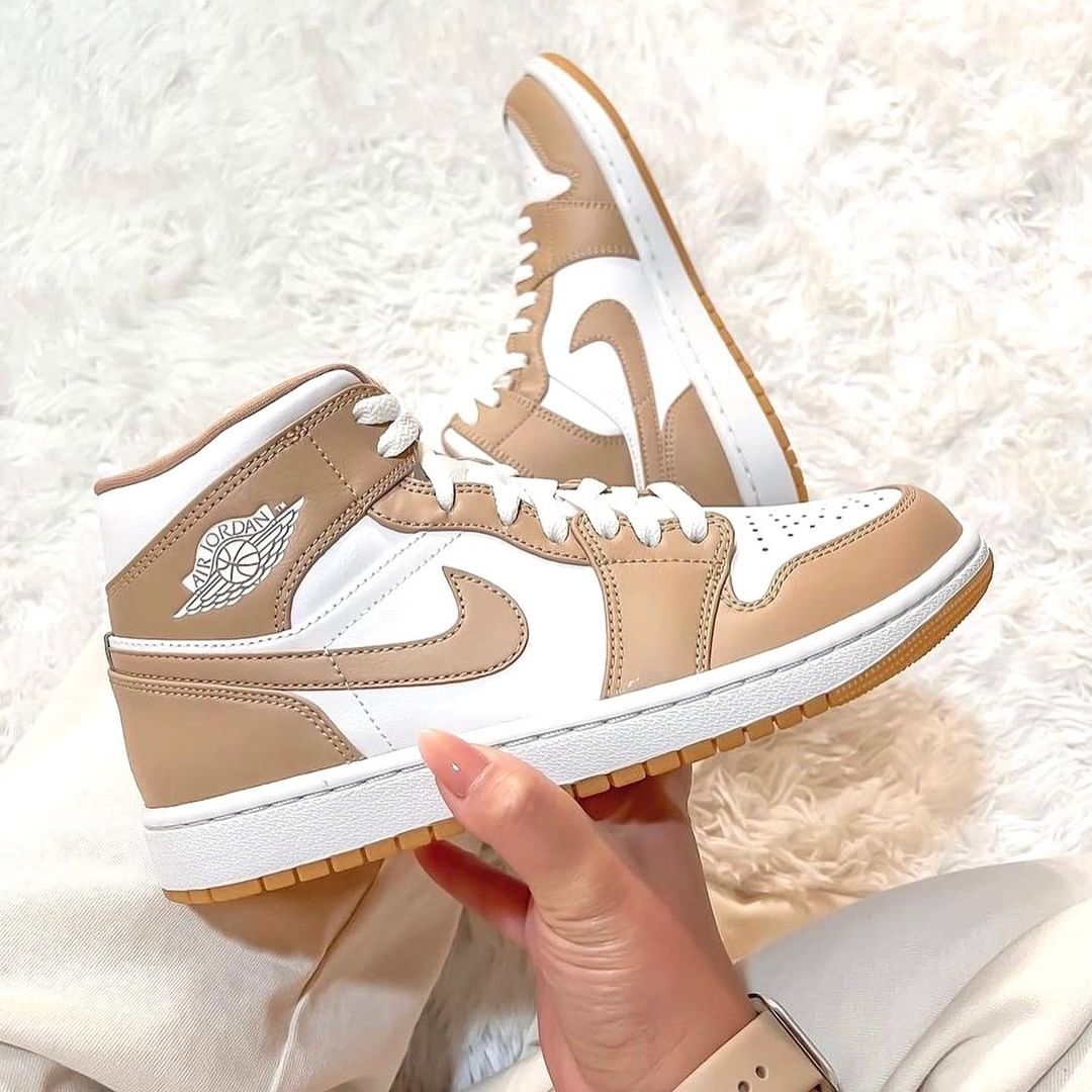 Air Jordan Mid 'Tan Gum' – SneakerSafe - Main Image