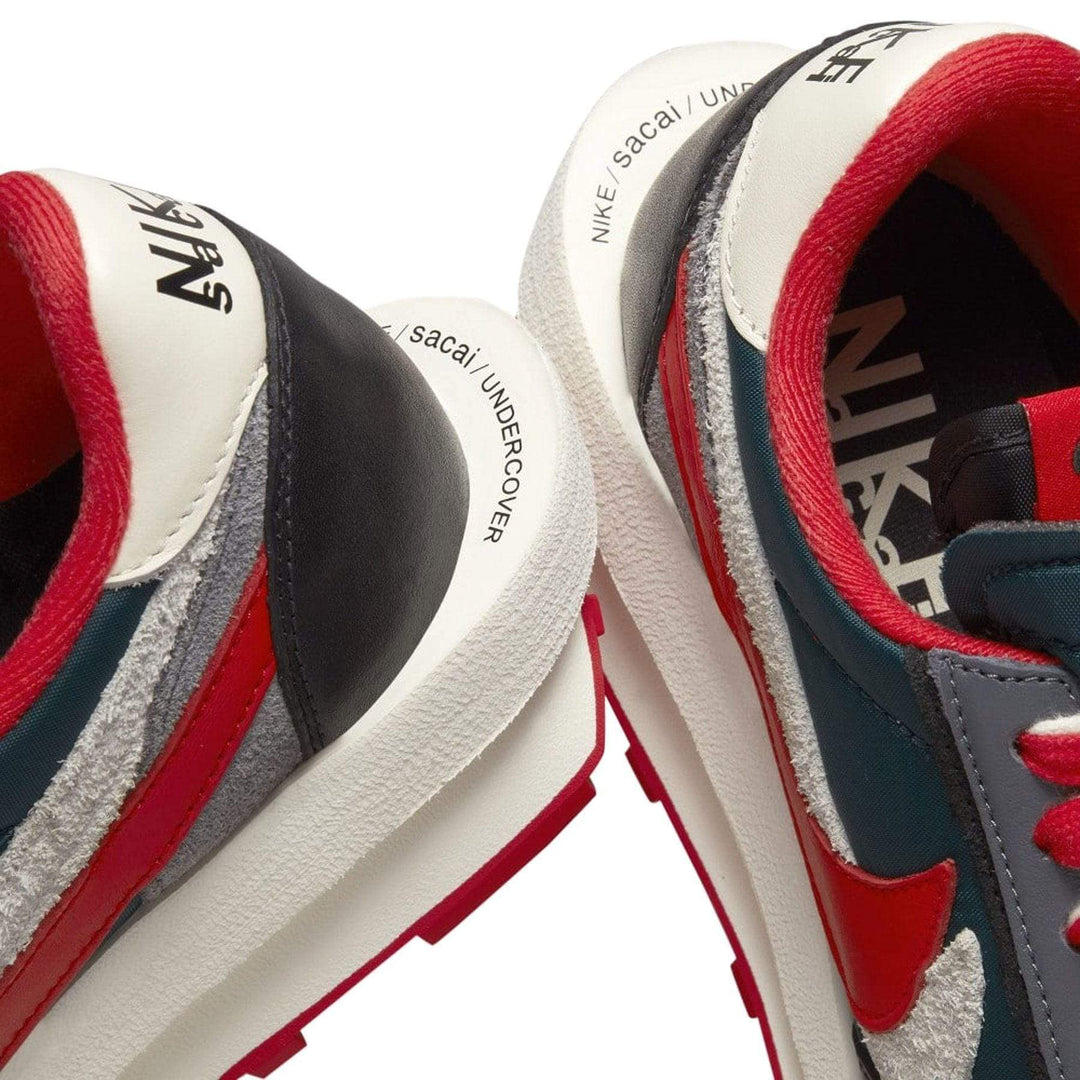 Nike LD Waffle x Sacai x Undercover  display picture 2