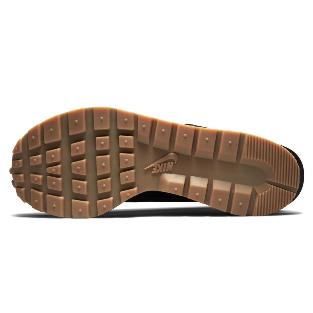 nike x sacai vaporwaffle true to size