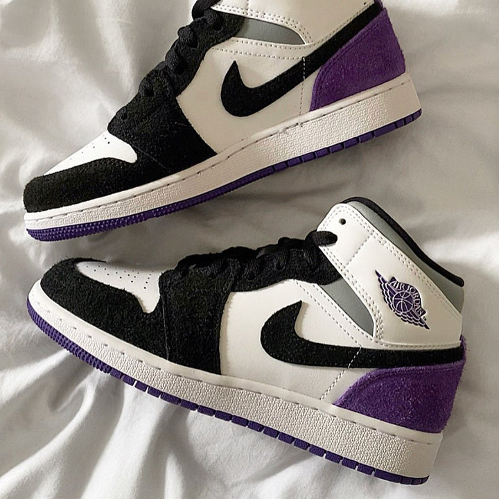 aj1 varsity purple