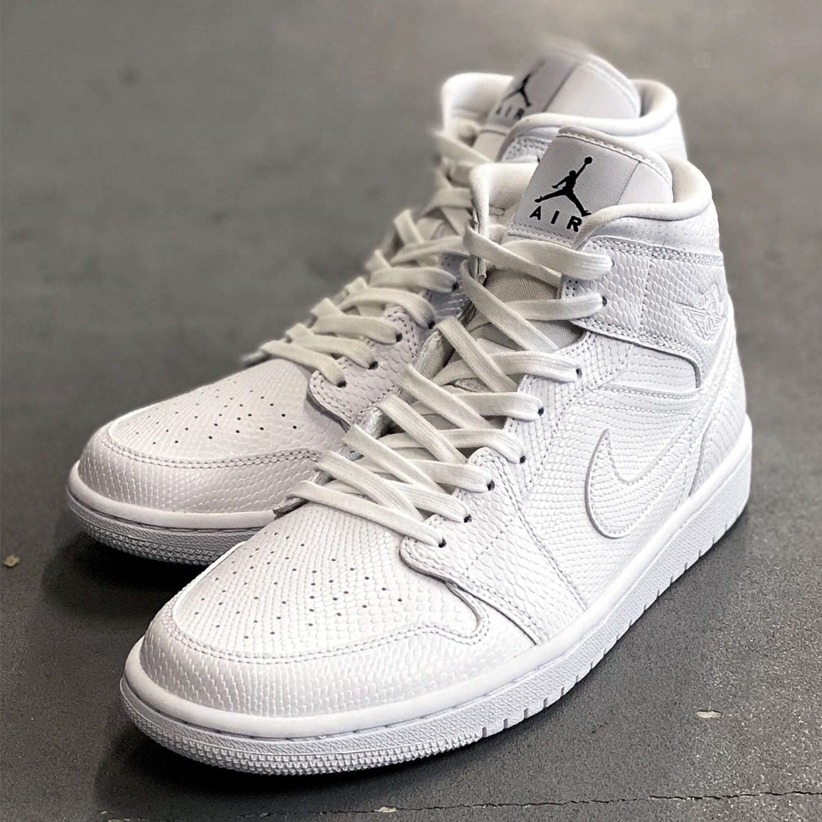 Jordan white snakeskin Clearance